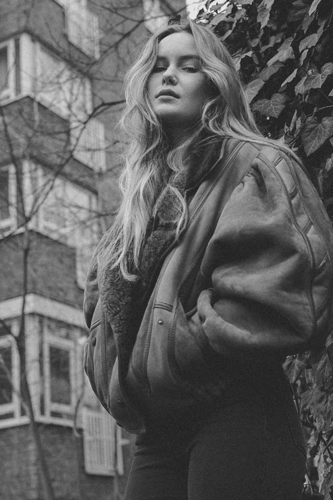 sarah-17_BW